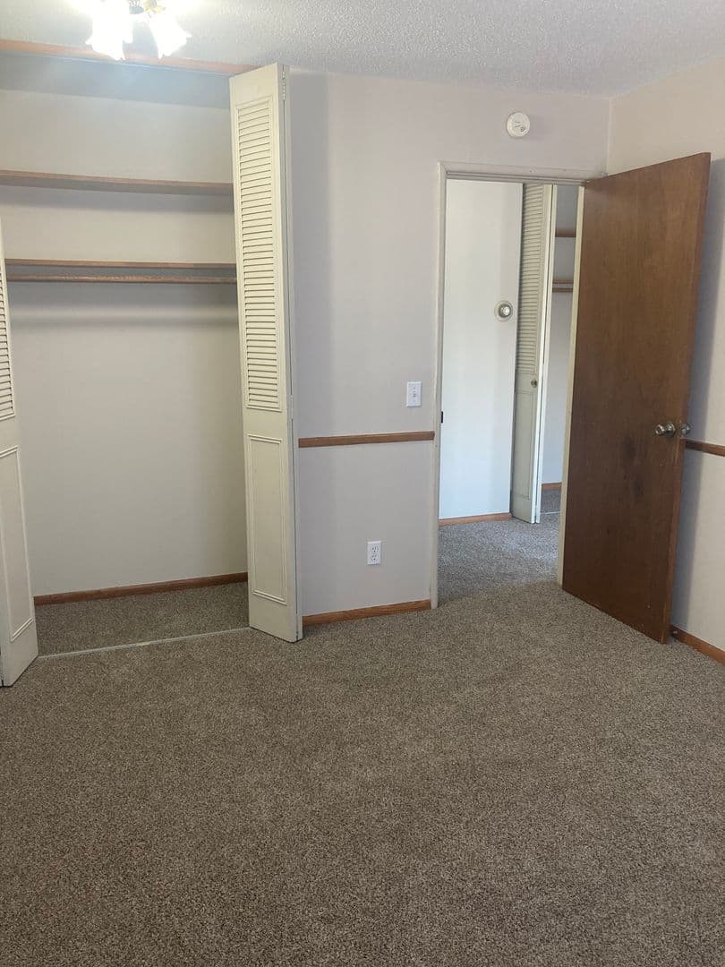 2801 Girard Avenue South 4 of 9