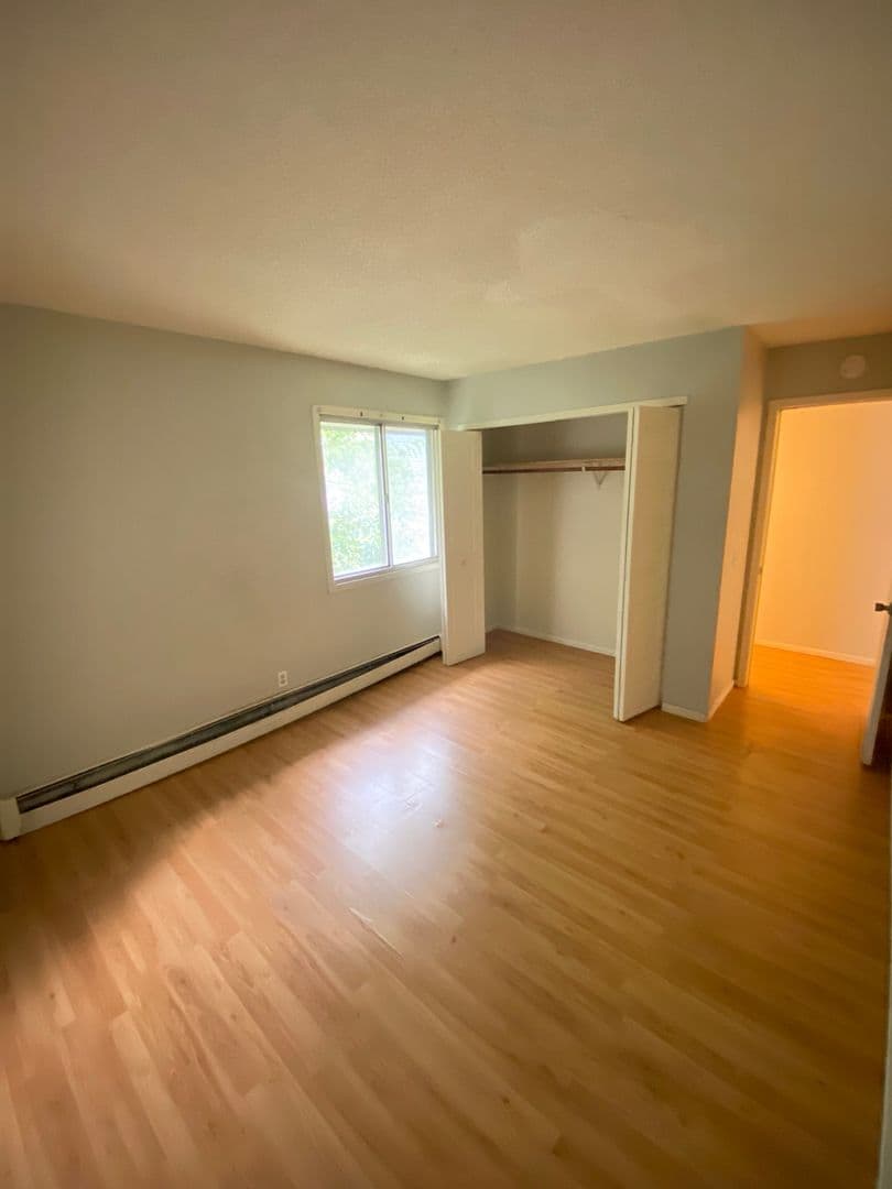 1314 West 28th Street 5 of 6