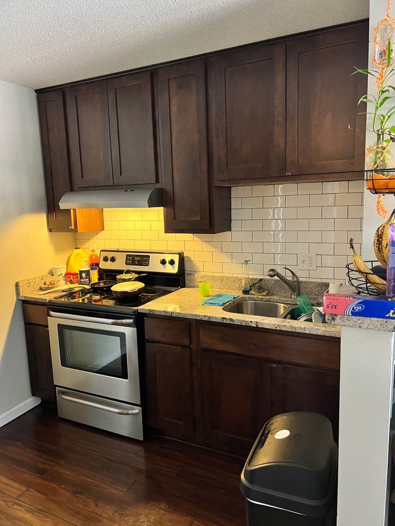 2801 Girard Avenue South 1 of 6