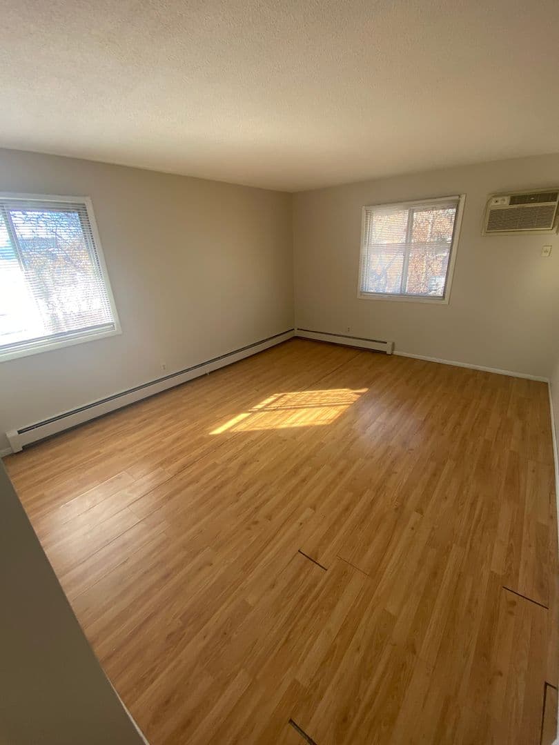 1314 West 28th Street 6 of 12
