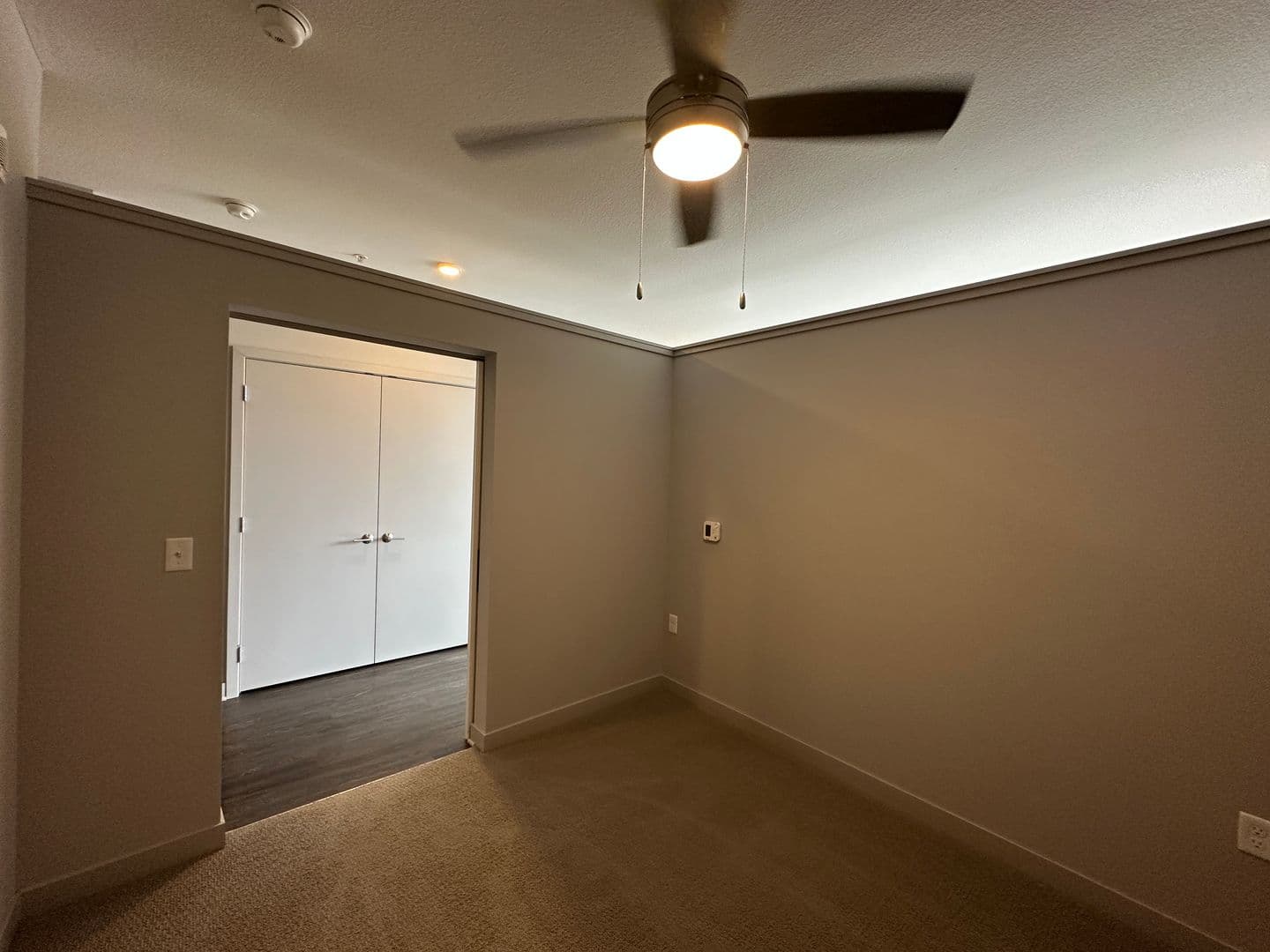 Luna Apartments 2 of 18
