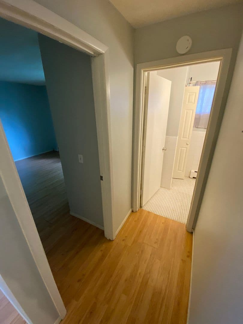 1314 West 28th Street 4 of 6