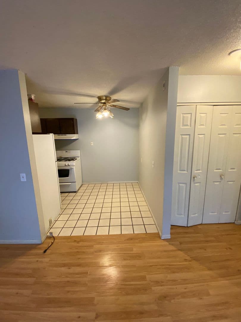 1314 West 28th Street 2 of 6