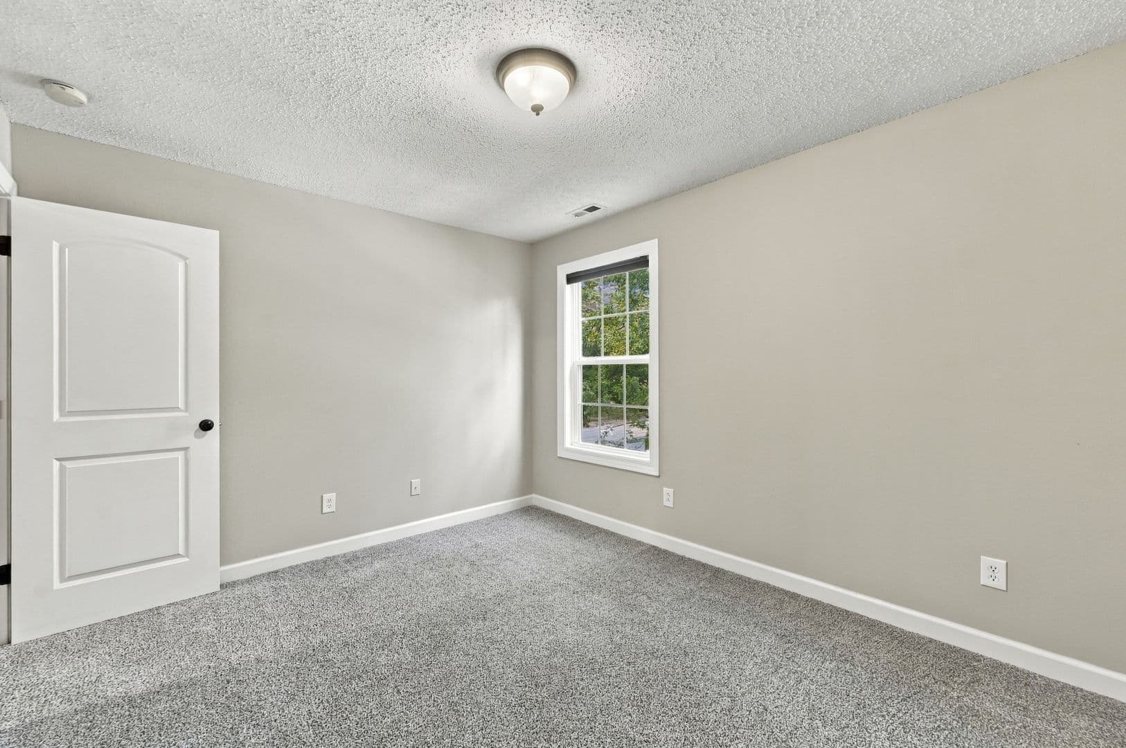10665 Brooks St 29 of 37