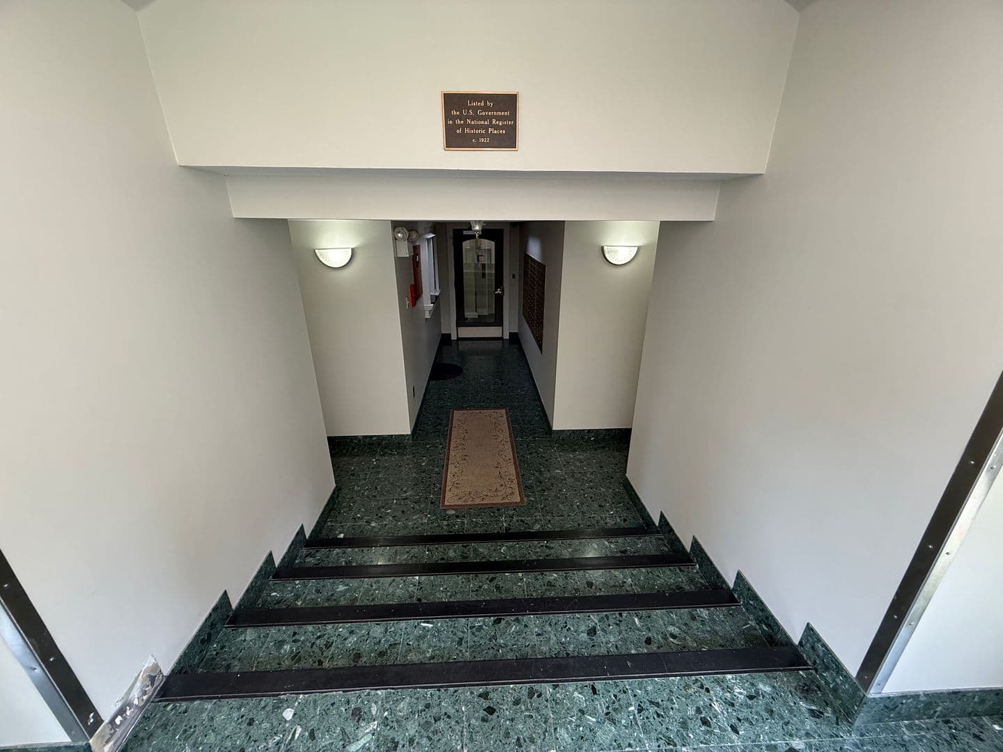 230 East 9th St #401 3 of 19
