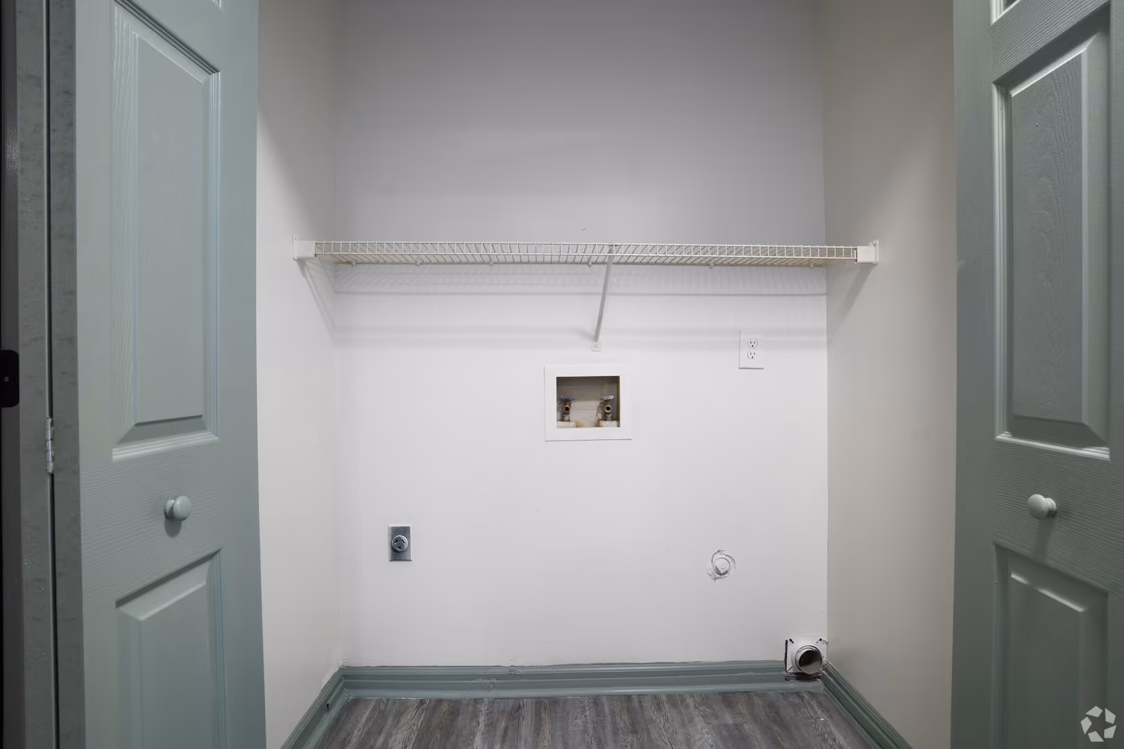 Camden Pointe Apartments 10 of 10