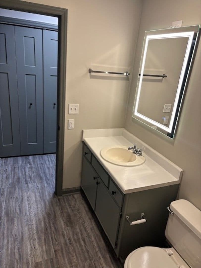 Camden Pointe Apartments 8 of 10