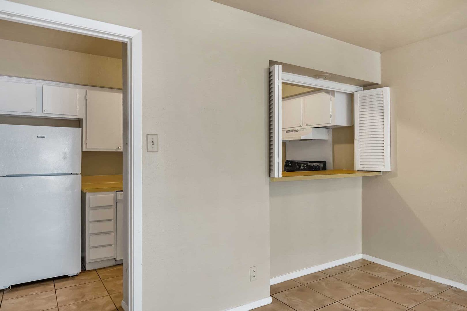 Drake Barclay Apartment 3 of 19