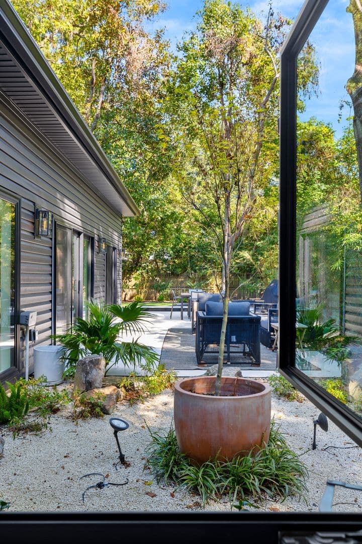 Villa Noir- 706 York Street, Unit B 54 of 69