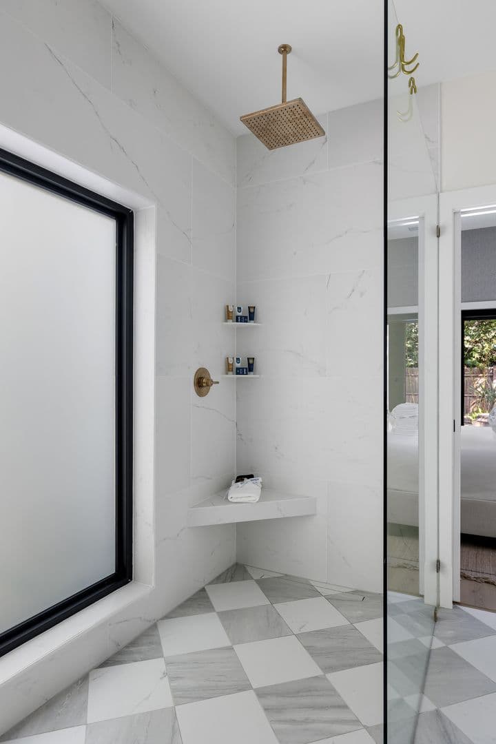 Villa Noir- 706 York Street, Unit B 35 of 69