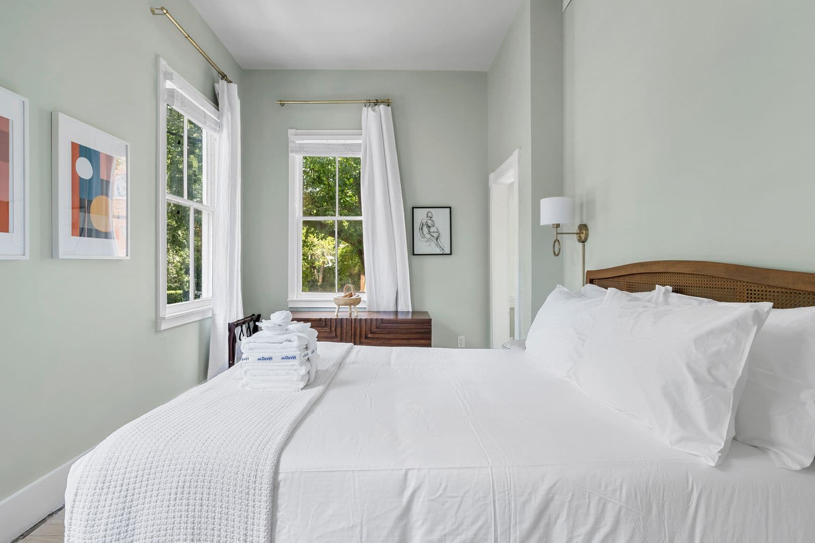 The Lavender Suite- 65 Vanderhorst Street, Aparment D 17 of 22