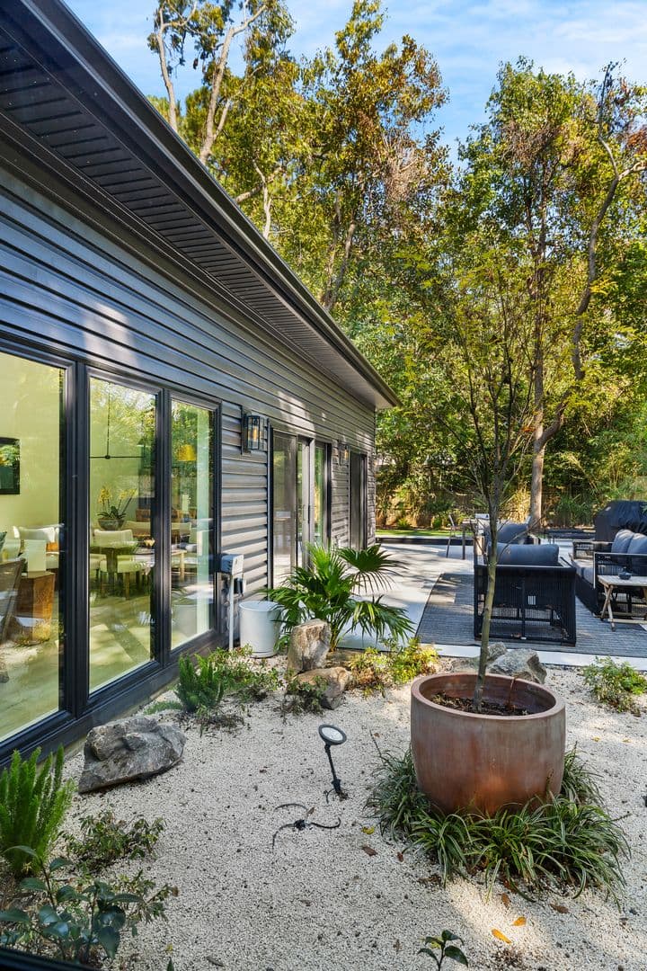 Villa Noir- 706 York Street, Unit B 56 of 69
