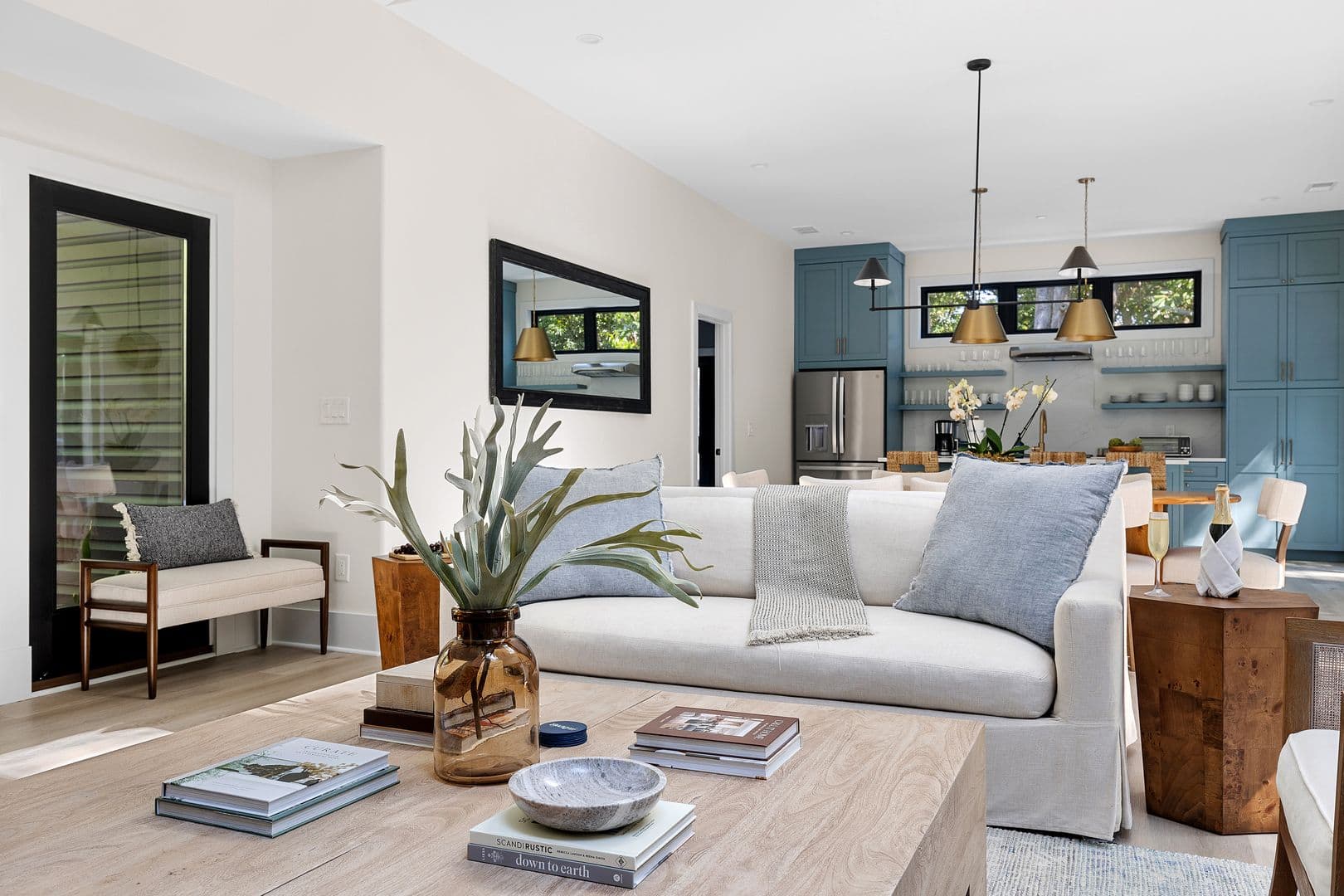 Villa Noir- 706 York Street, Unit B 28 of 69