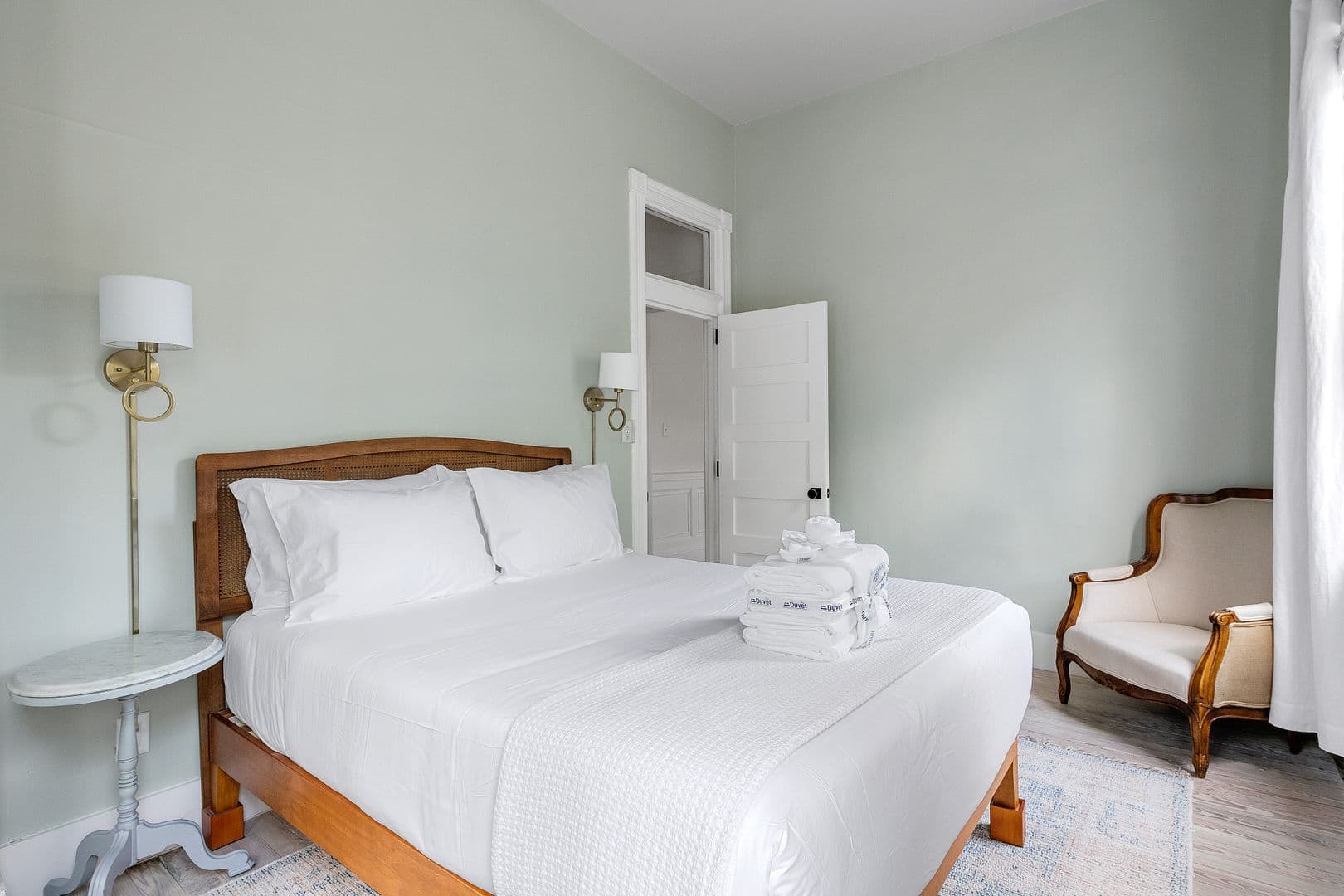 The Lavender Suite- 65 Vanderhorst Street, Aparment D 16 of 22