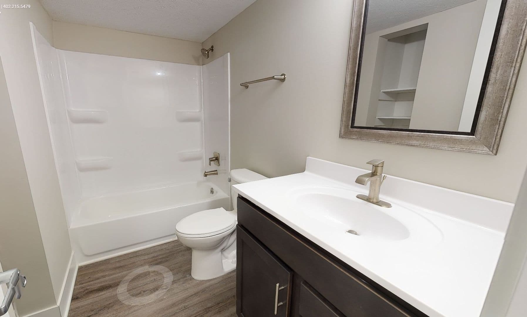 DreamVesting Loop, LLC (4001 Holdrege Street) 4 of 9