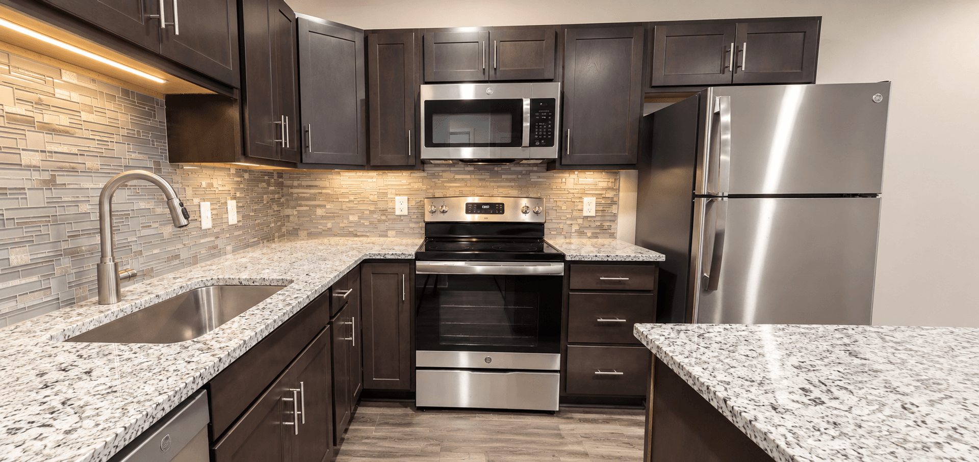 DreamVesting Loop, LLC (4001 Holdrege Street) 1 of 8