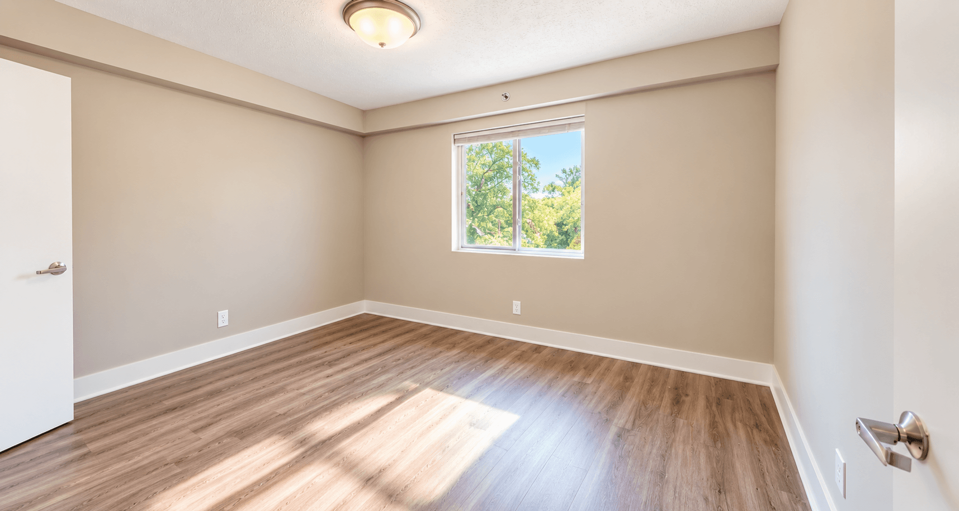 DreamVesting Loop, LLC (4001 Holdrege Street) 6 of 11