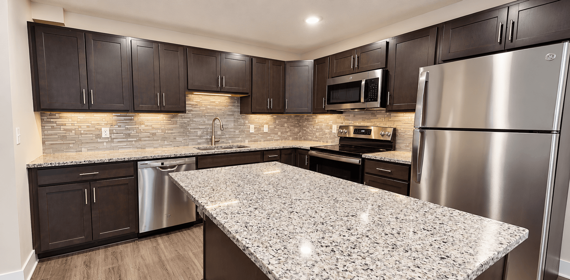 DreamVesting Loop, LLC (4001 Holdrege Street) 2 of 8