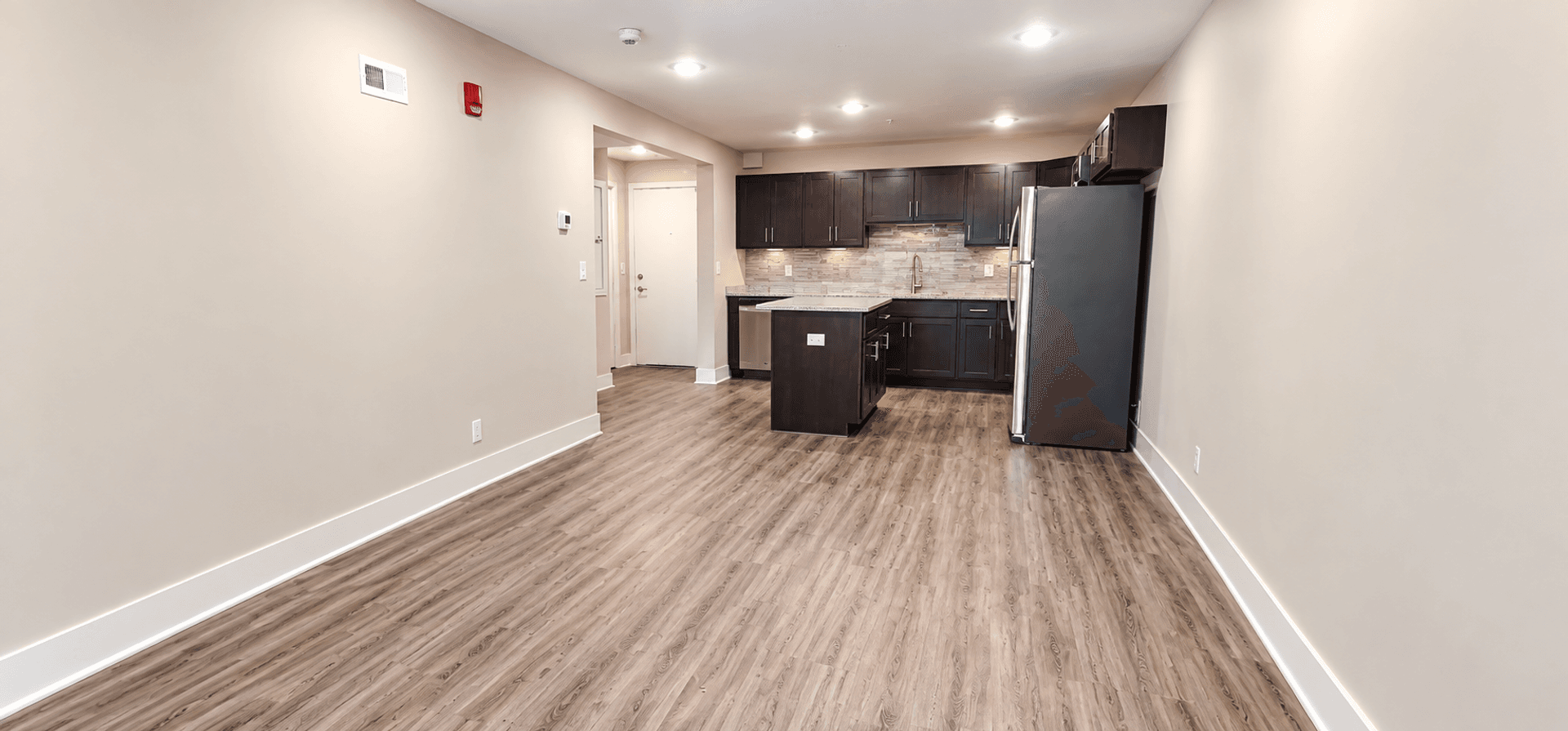 DreamVesting Loop, LLC (4001 Holdrege Street) 7 of 8