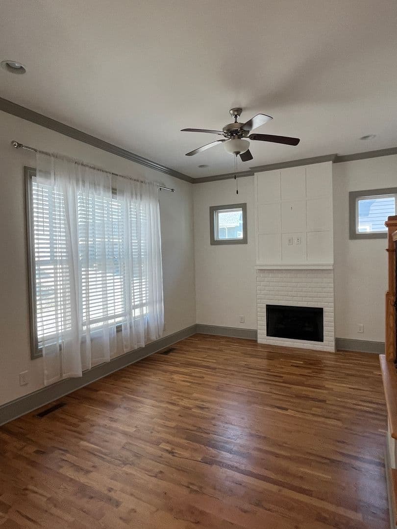 2234B Cruzen Street 9 of 34