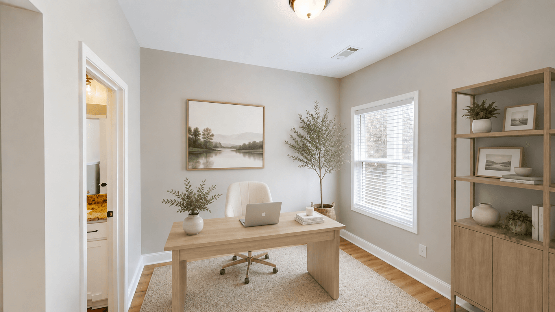 Get 1 Month FREE When You Sign an 18 Month Lease! 5 of 28
