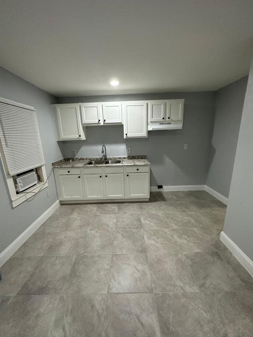 2511 Market St Unit B Jacksonville, FL 32206 18 of 25