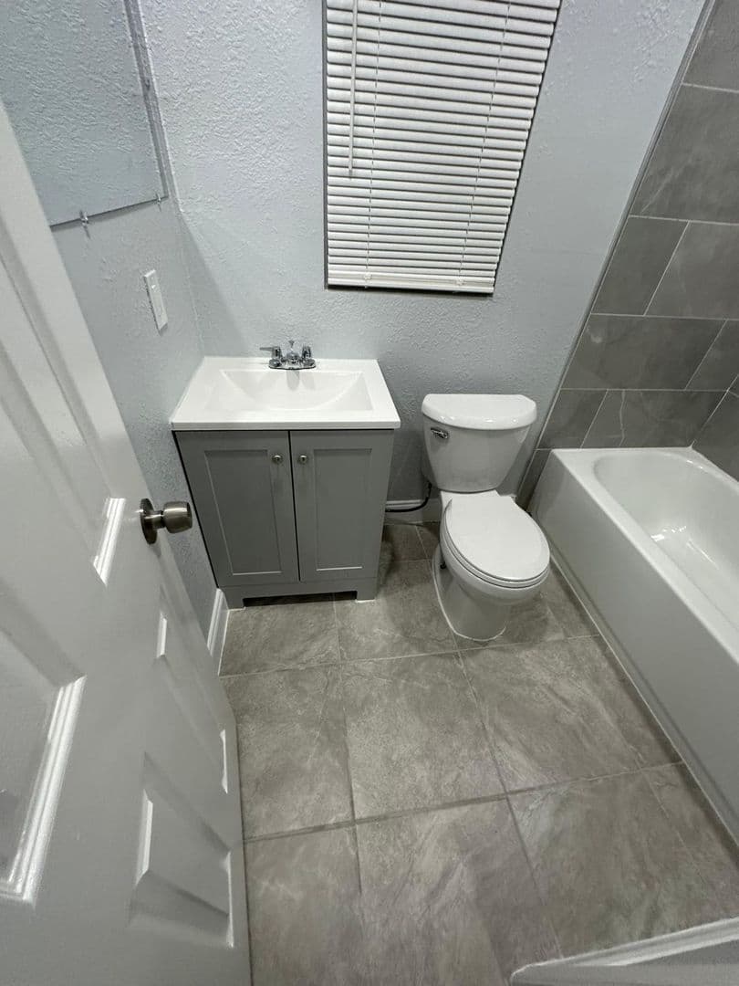 2511 Market St Unit B Jacksonville, FL 32206 24 of 25