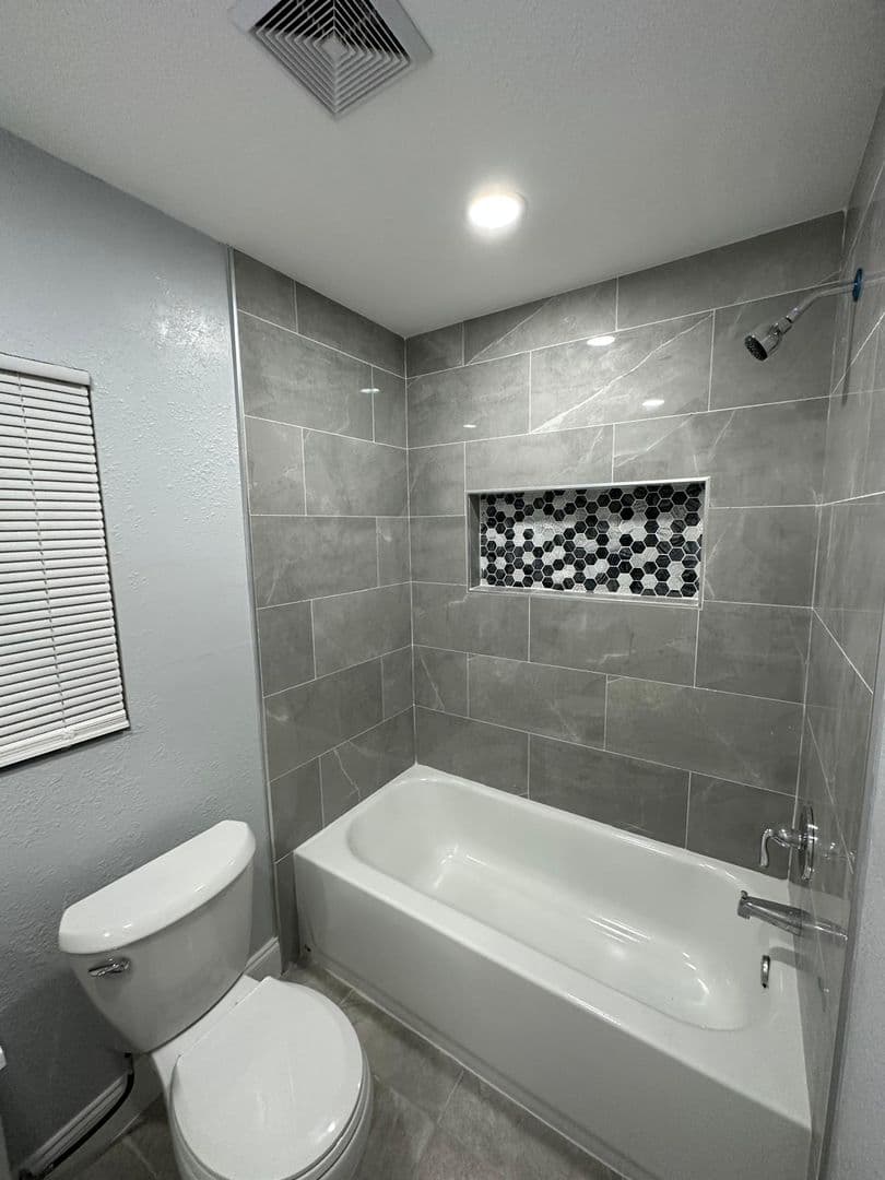 2511 Market St Unit B Jacksonville, FL 32206 25 of 25