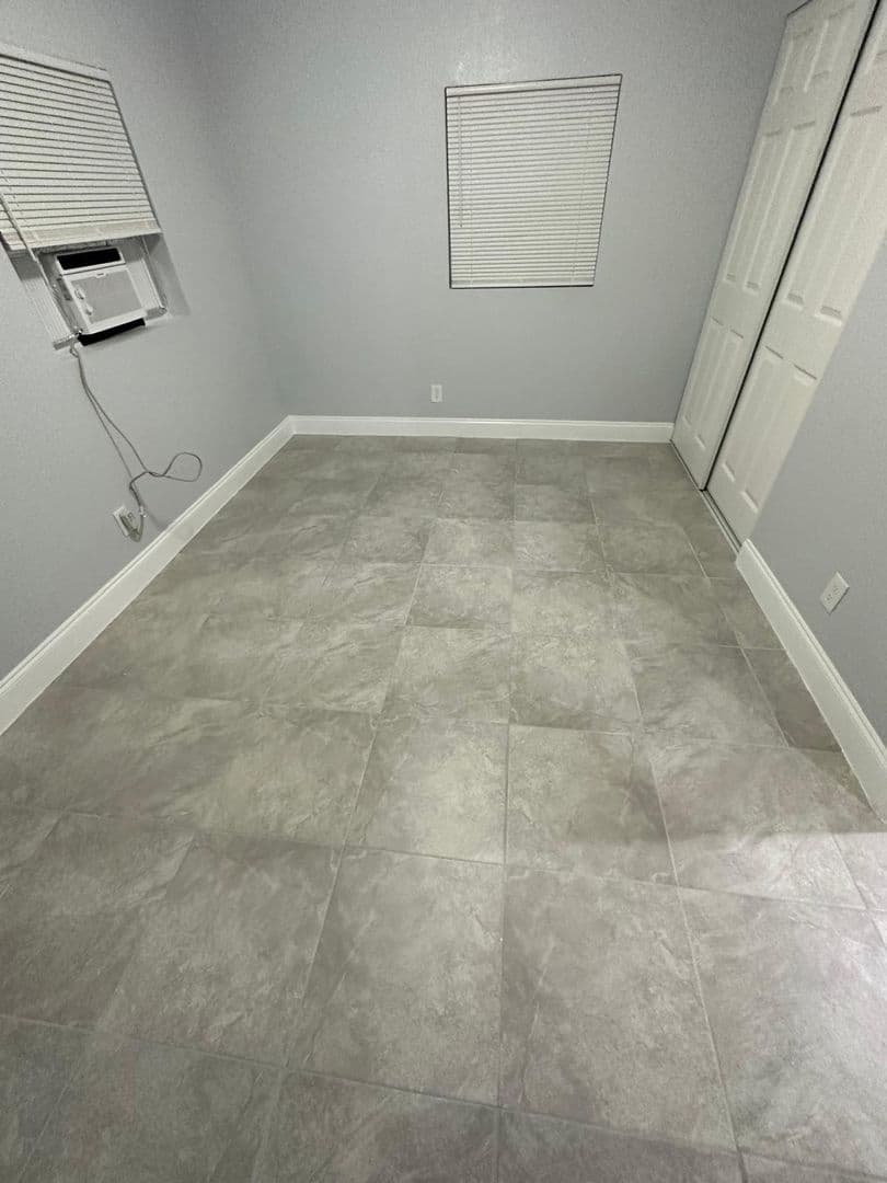 2511 Market St Unit B Jacksonville, FL 32206 5 of 25