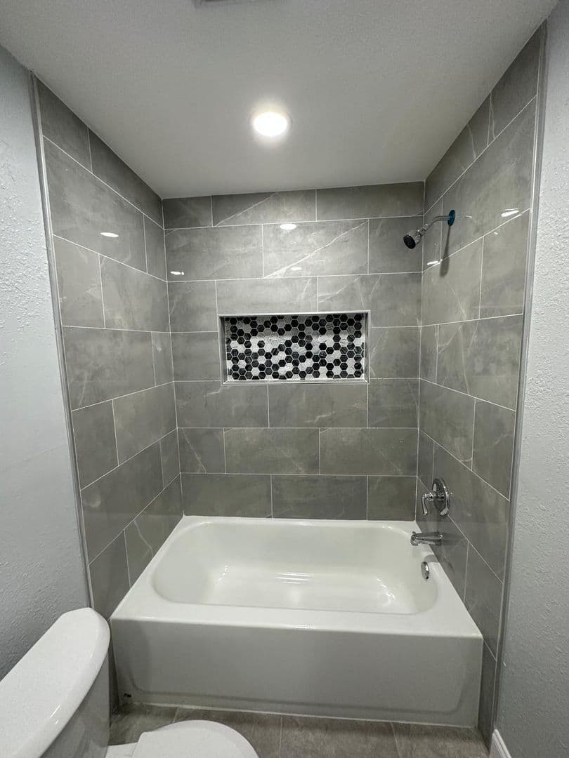 2511 Market St Unit B Jacksonville, FL 32206 13 of 25