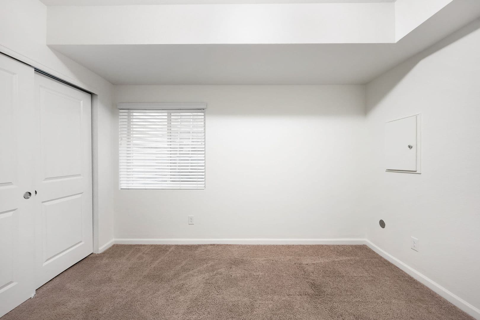 Spacious 5-Bedroom Duplex in Denver Near Sloan’s Lake 27 of 30
