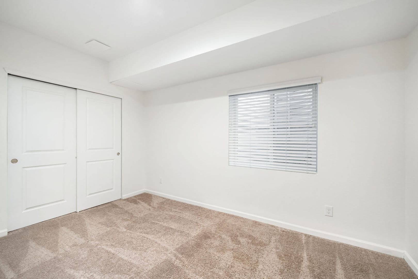 Spacious 5-Bedroom Duplex in Denver Near Sloan’s Lake 25 of 30
