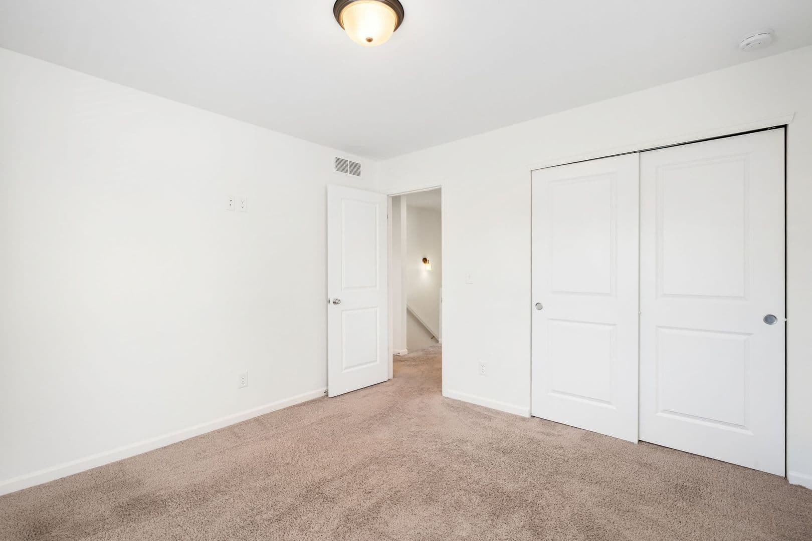 Spacious 5-Bedroom Duplex in Denver Near Sloan’s Lake 15 of 30