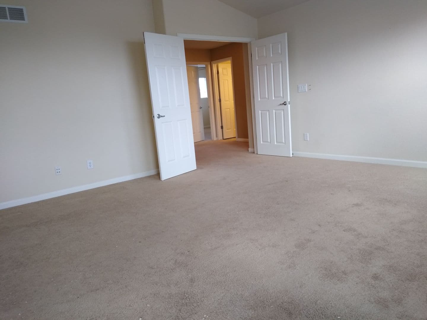 5863 Noble Court 106 of 124