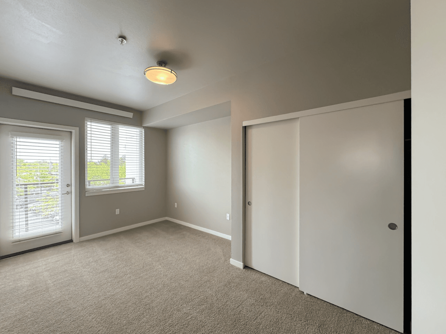 LaScala Apartments 5 of 6