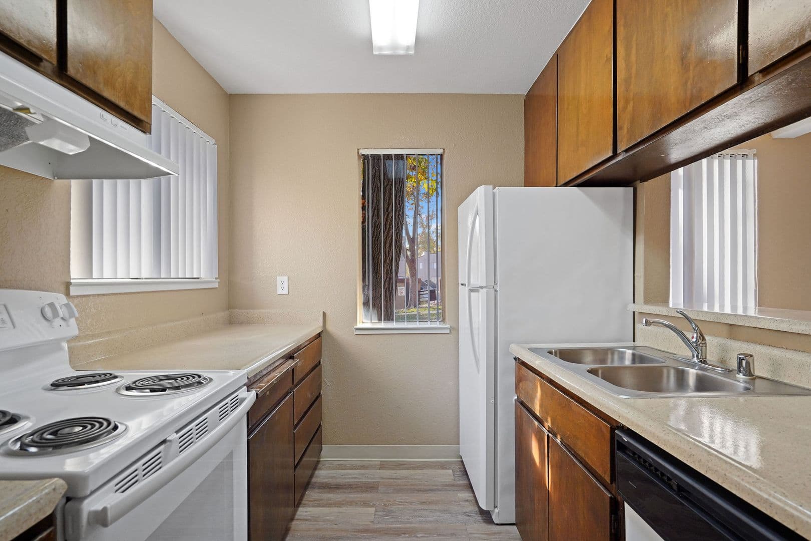 Venetian Park Apartments 5 of 16