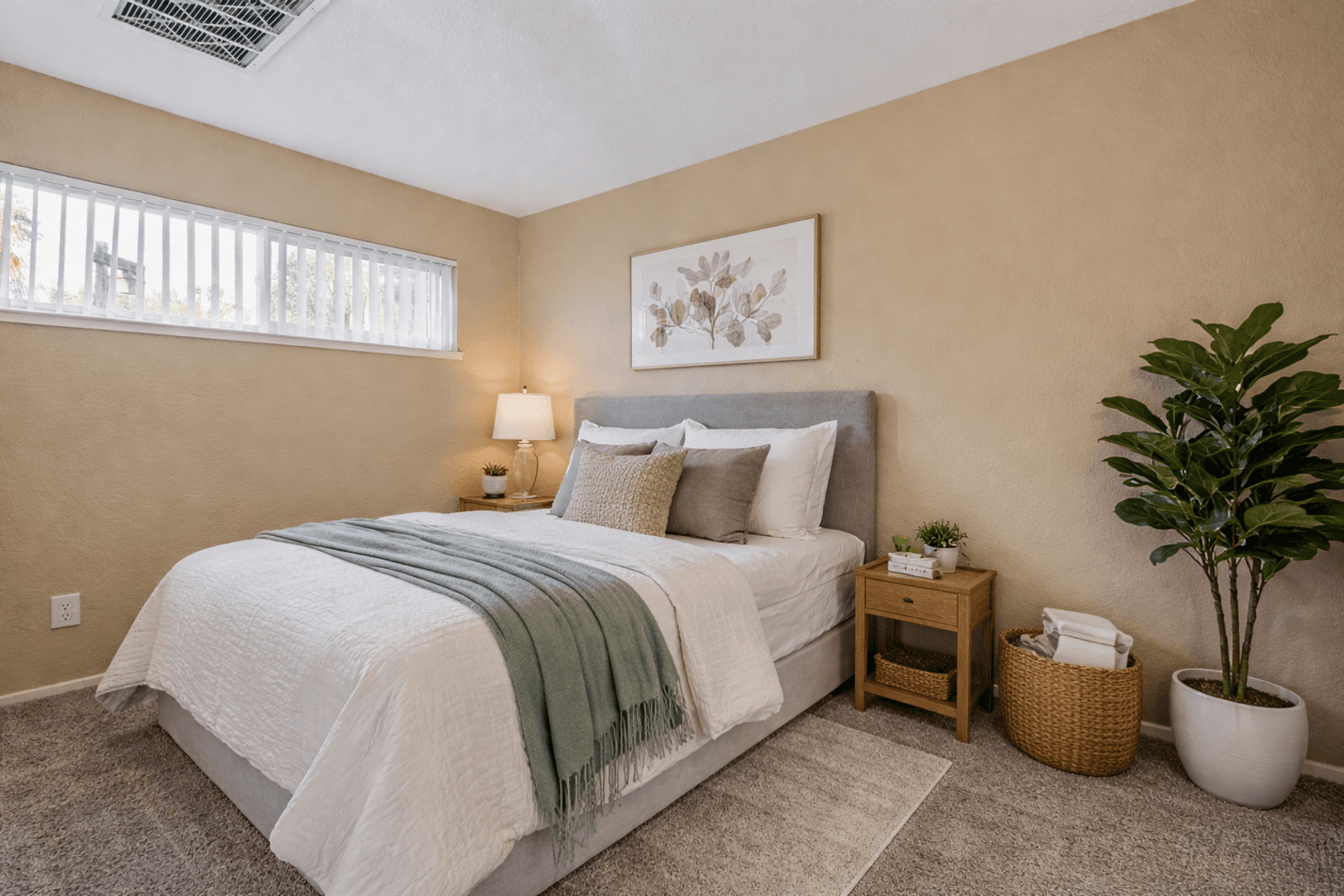 Venetian Park Apartments 10 of 16