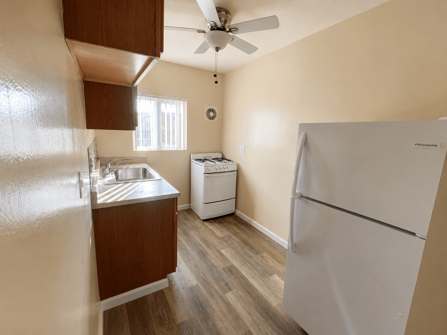 Morley Street Apartments 4 of 7