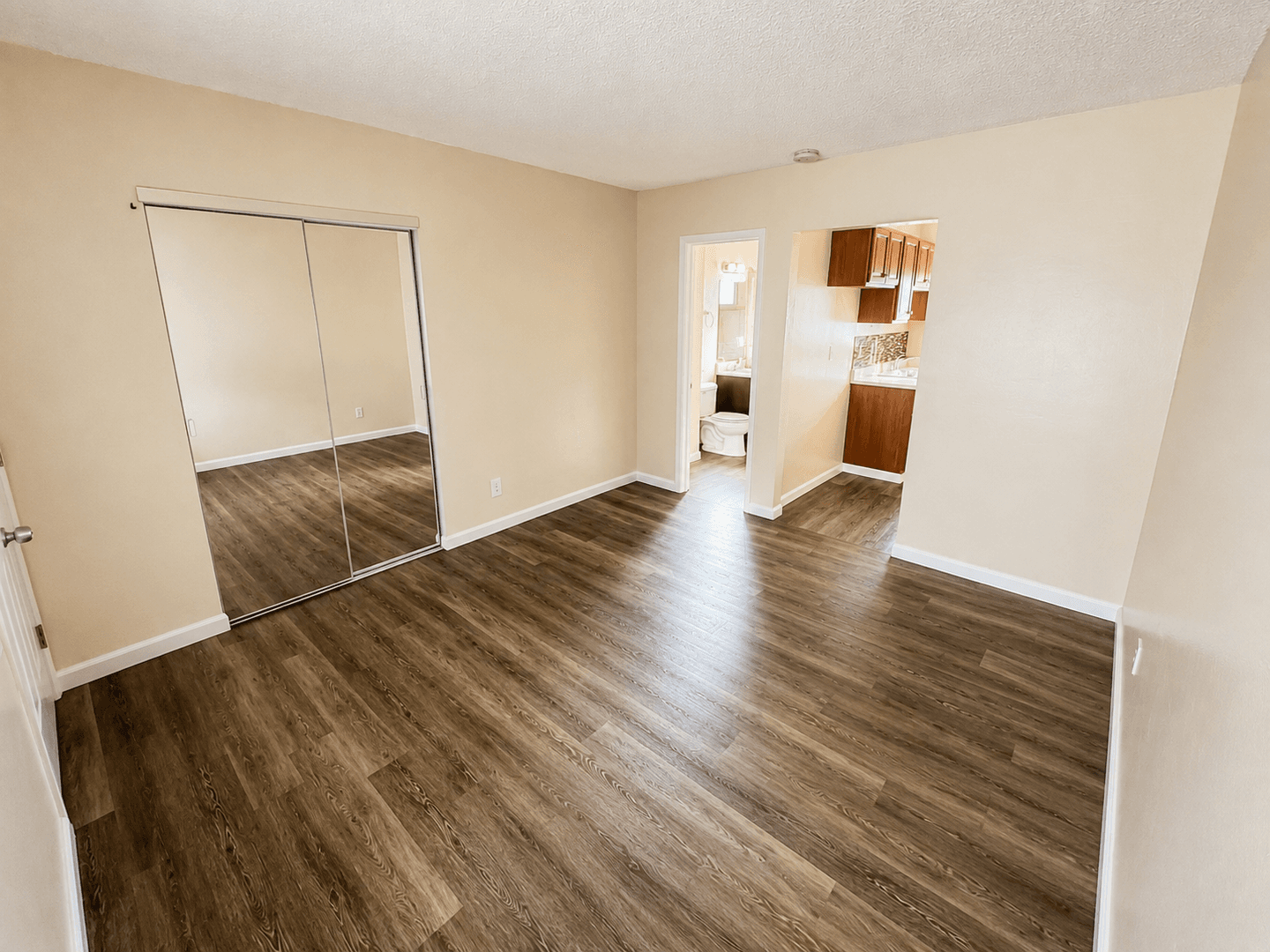 Morley Street Apartments 3 of 7