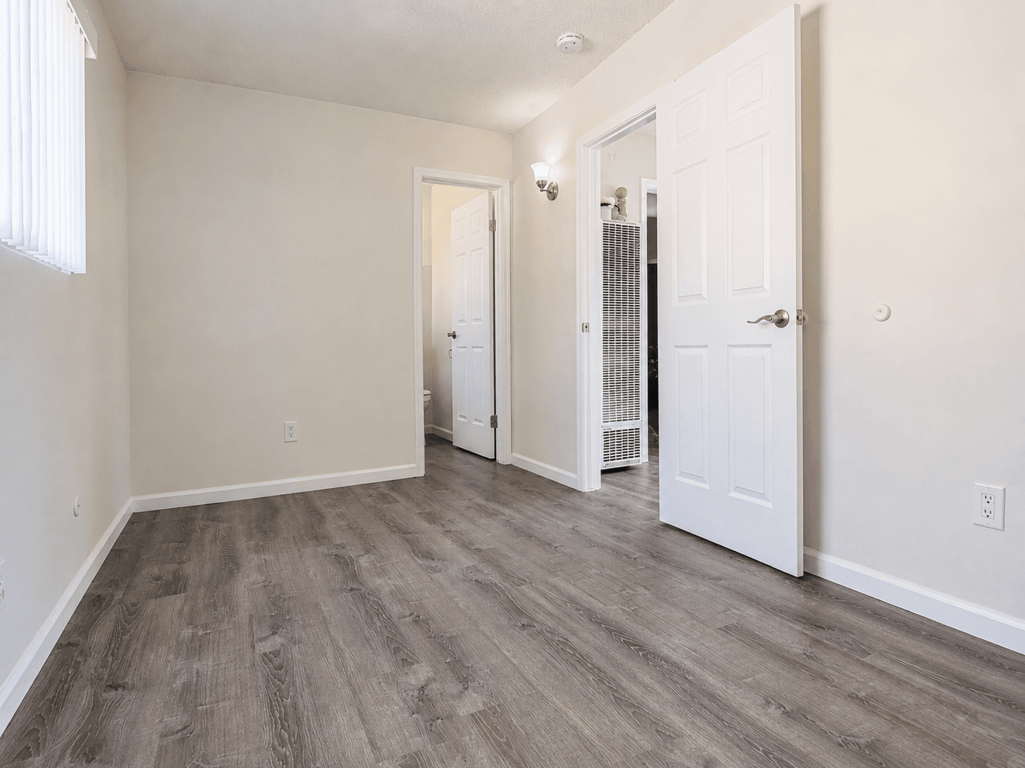 Park Way Apartments 4 of 8