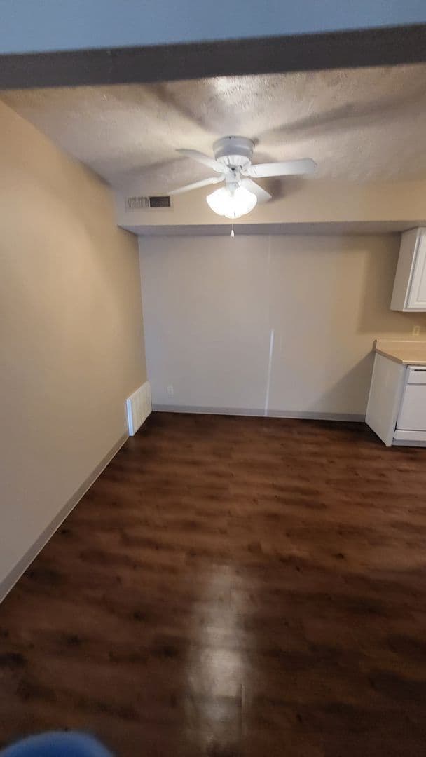 Shadow Ridge Apartments 52 of 77
