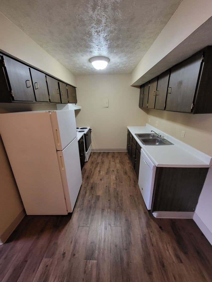 Shadow Ridge Apartments 2 of 8