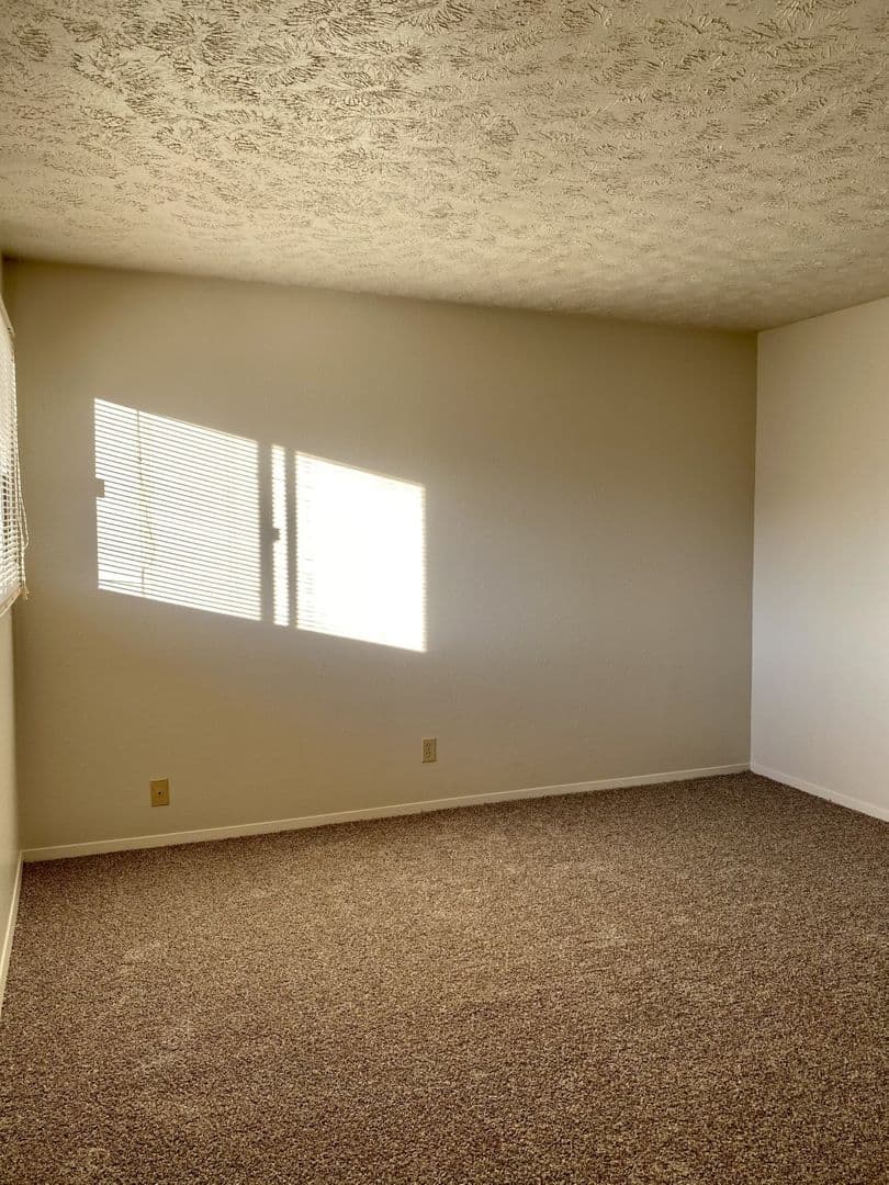 Shadow Ridge Apartments 16 of 23