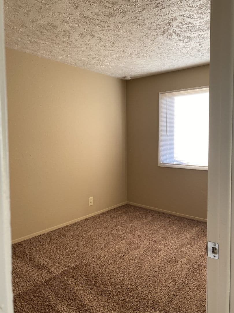 Shadow Ridge Apartments 4 of 32