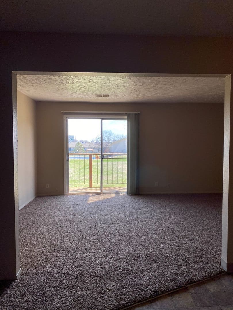 Shadow Ridge Apartments 5 of 20