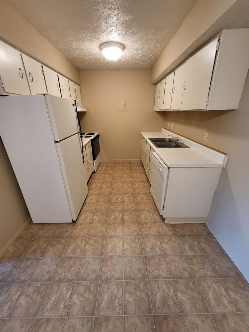 Shadow Ridge Apartments 16 of 77