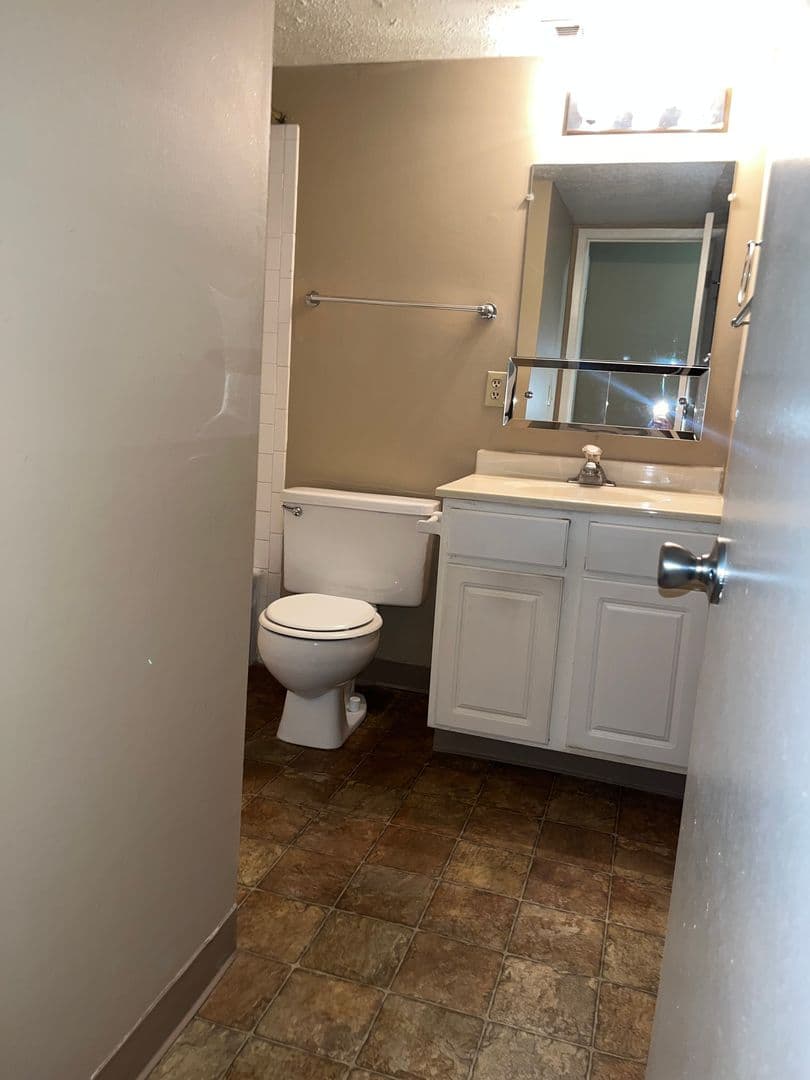 Shadow Ridge Apartments 13 of 16