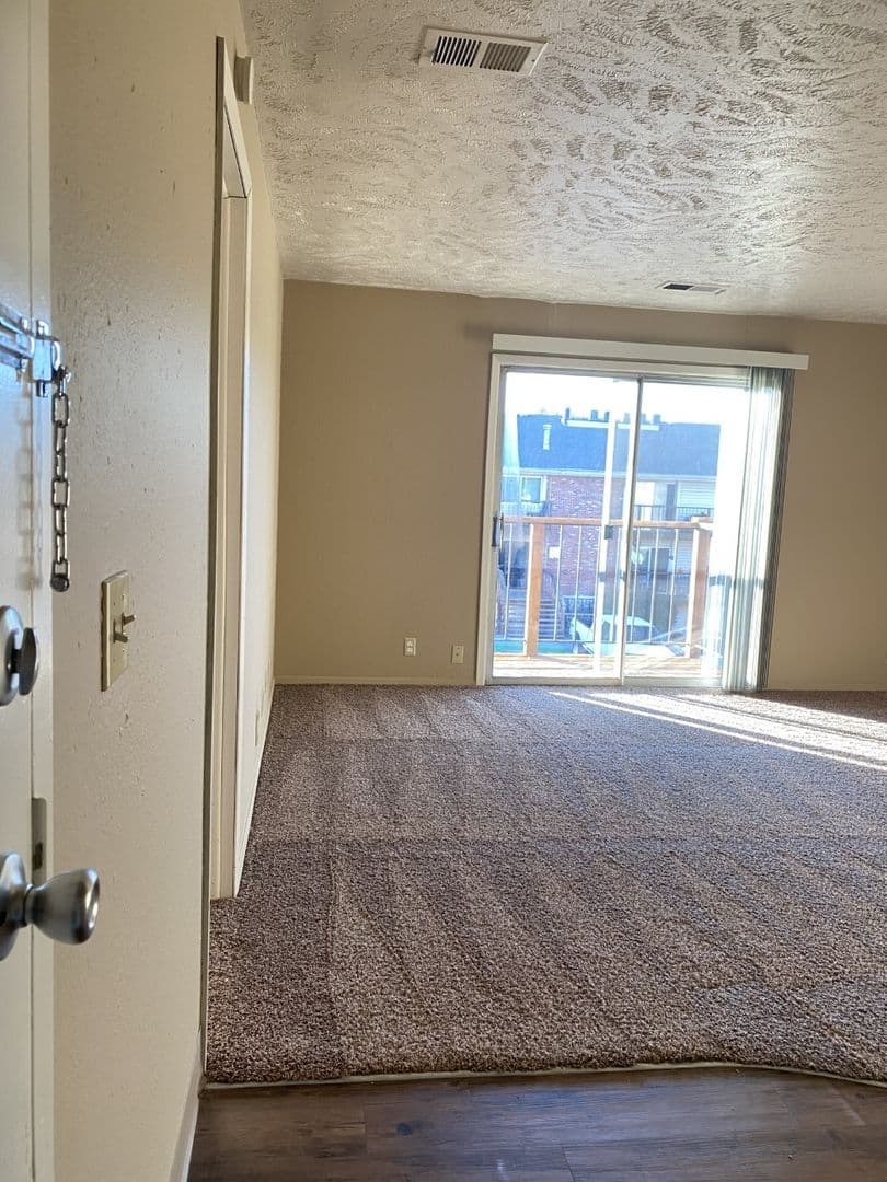 Shadow Ridge Apartments 3 of 32