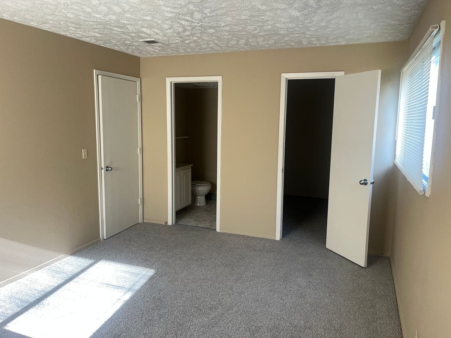 Shadow Ridge Apartments 15 of 20