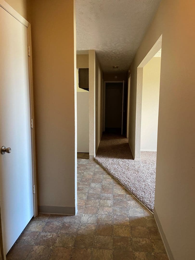 Shadow Ridge Apartments 2 of 20